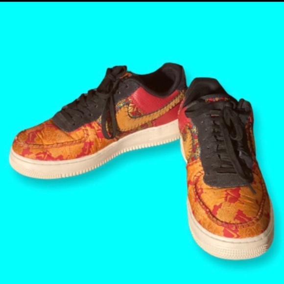 Custom Nike Air Force 1s - Picture 7 of 8